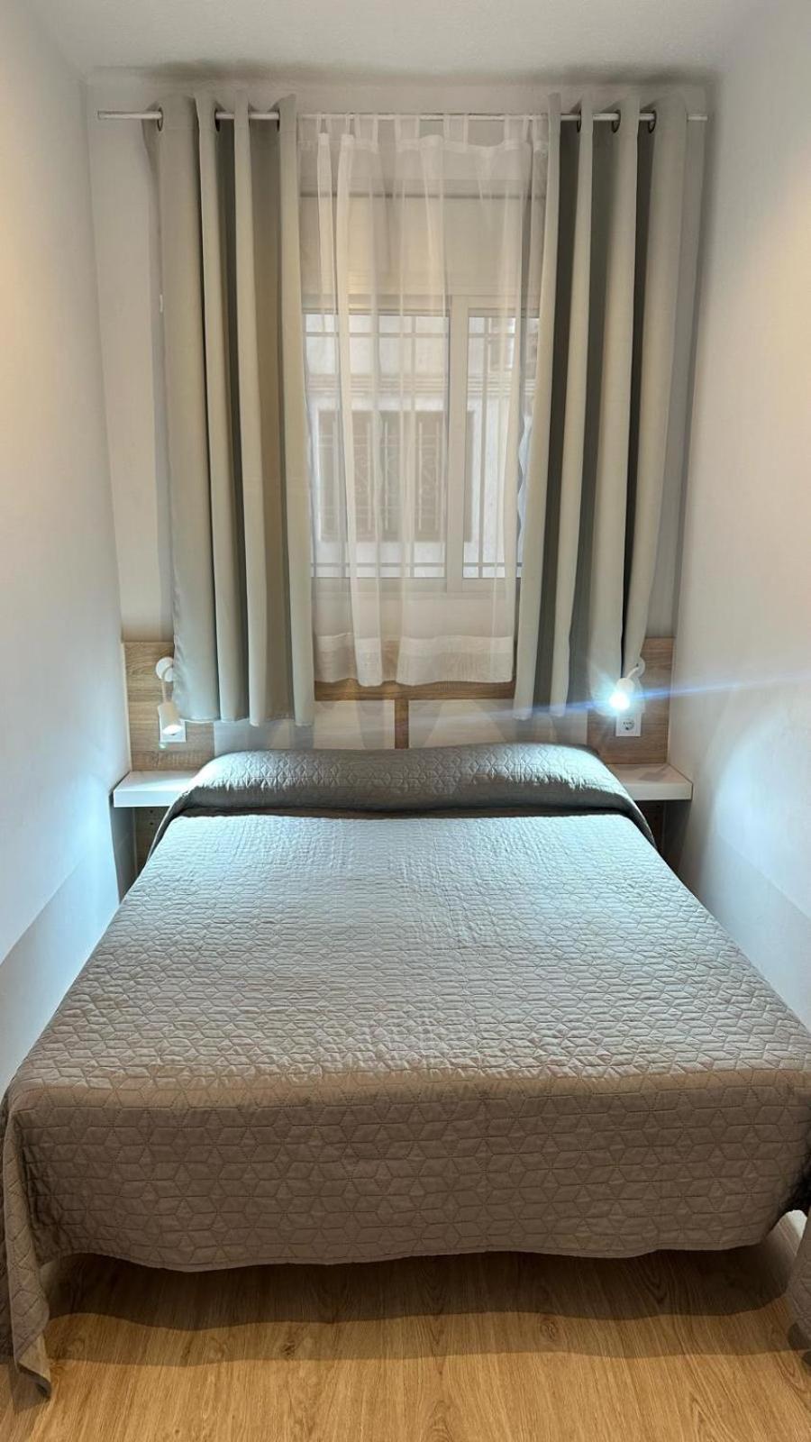 Apartsalou Tati *